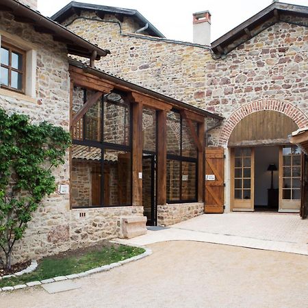 Contact Hotels Le Savigny & Spa Blacé Екстериор снимка