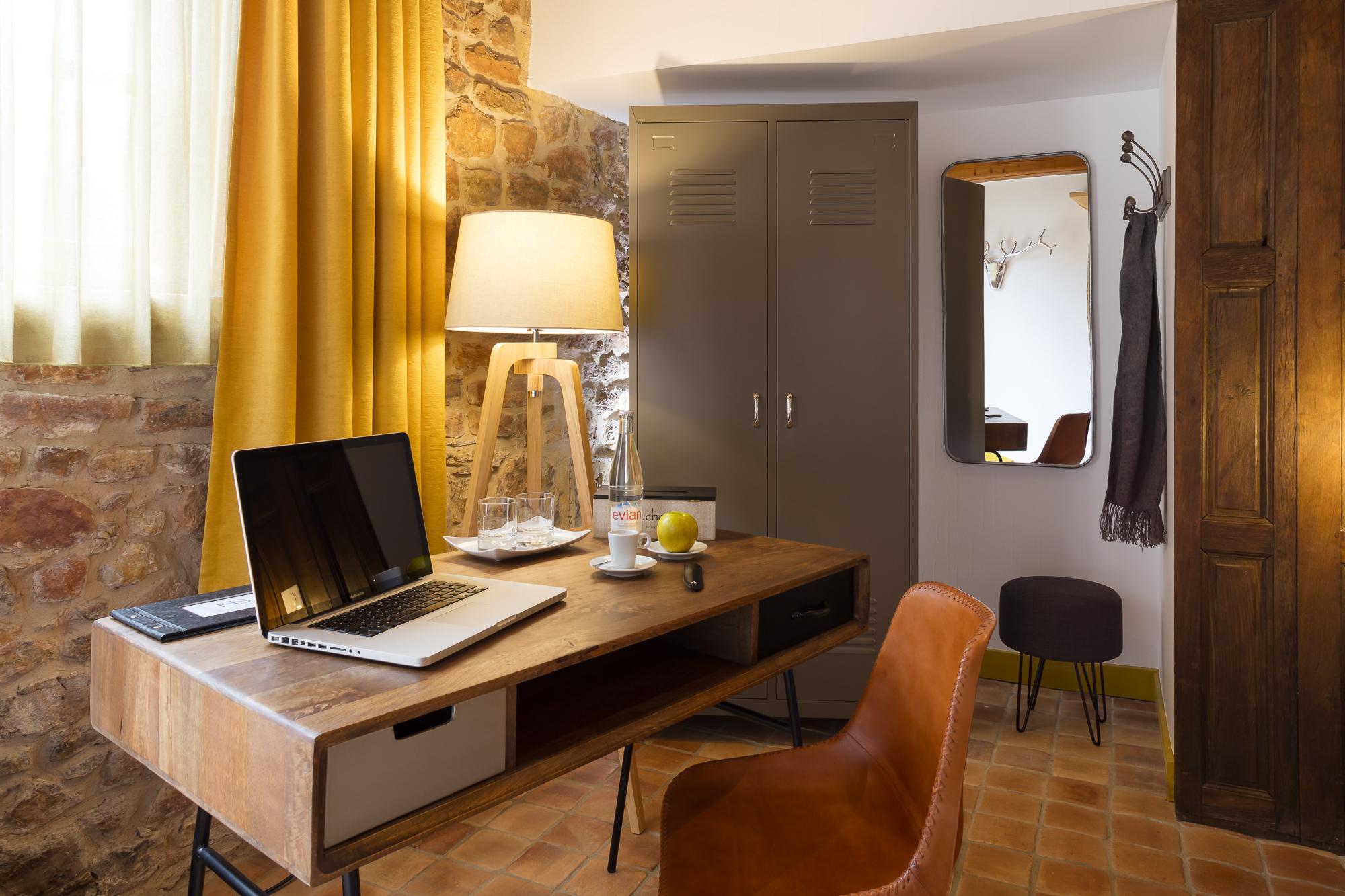 Contact Hotels Le Savigny & Spa Blacé Екстериор снимка