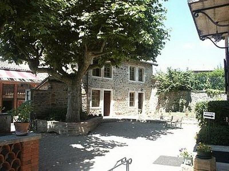 Contact Hotels Le Savigny & Spa Blacé Екстериор снимка