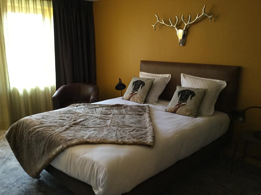 Contact Hotels Le Savigny & Spa Blacé Екстериор снимка