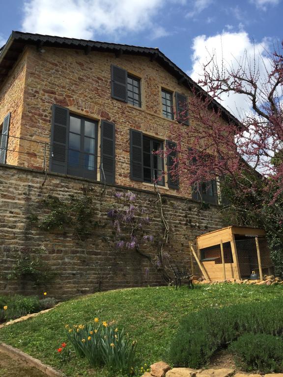 Contact Hotels Le Savigny & Spa Blacé Екстериор снимка